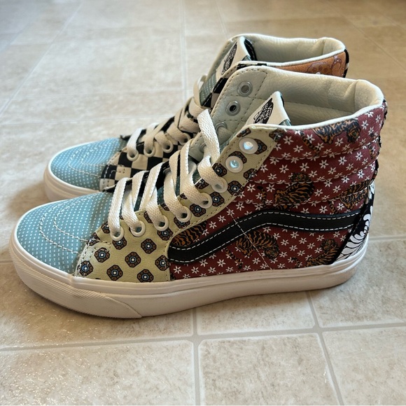 Vans Sk8- Hi Tiger Patchwork with flowers - Picture 4 of 6